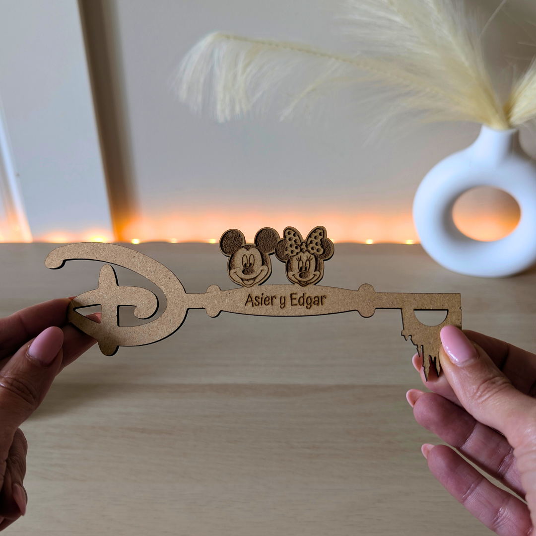Llave Mágica Personalizada Disney – “¡Nos Vamos a Disney!”