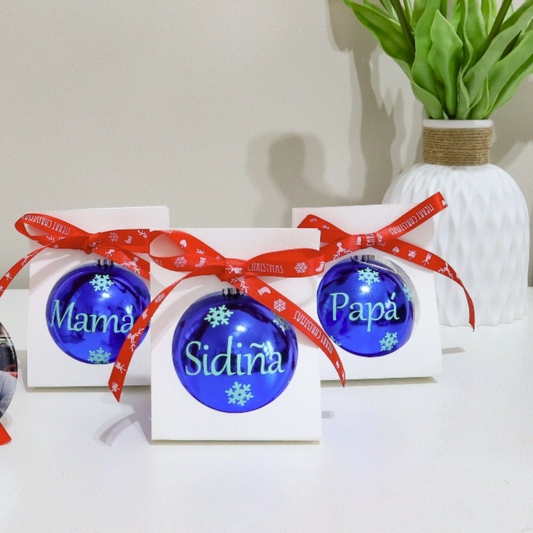 Bola de Navidad Azul Personalizada con Nombre – 6 cm